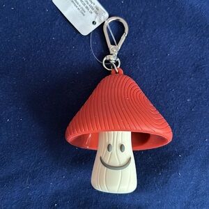 Bath and body Works Mushroom keychain pocket bac holder
